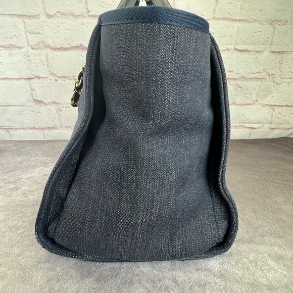 Chanel Denim Deauville Large Denim Tote Bag - Picture 5 of 16